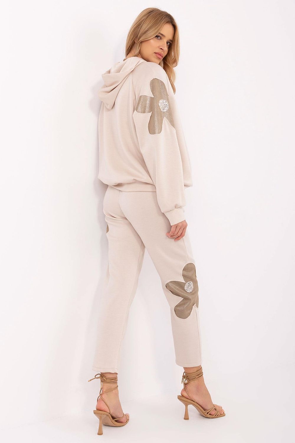 L`ensemble model 208151 Italy Moda