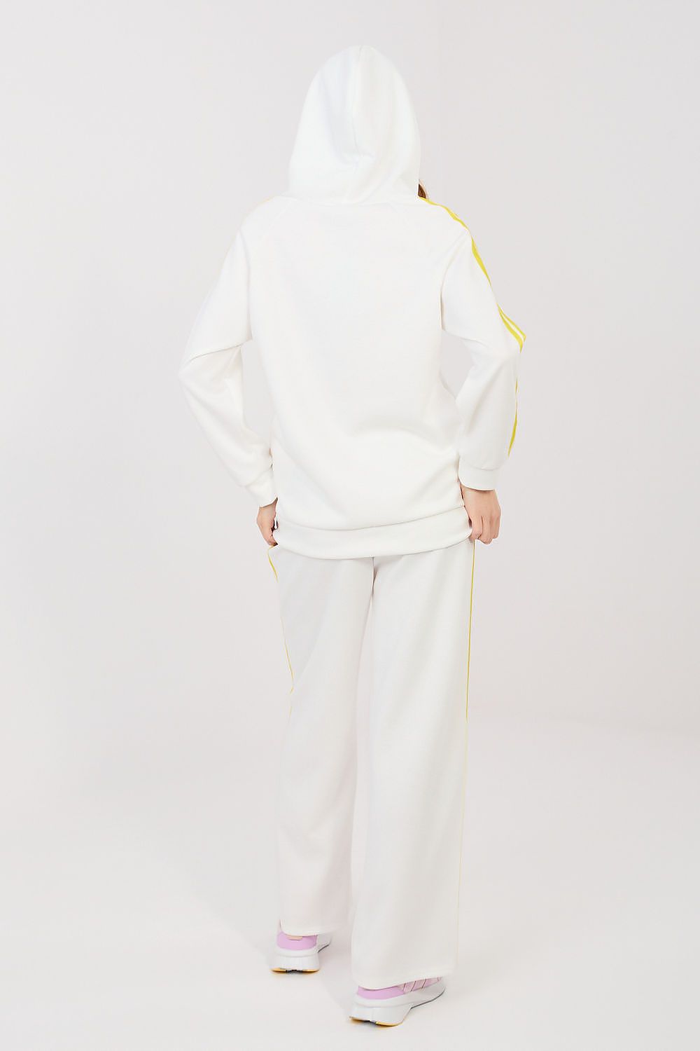 L`ensemble model 225543 Rue Paris