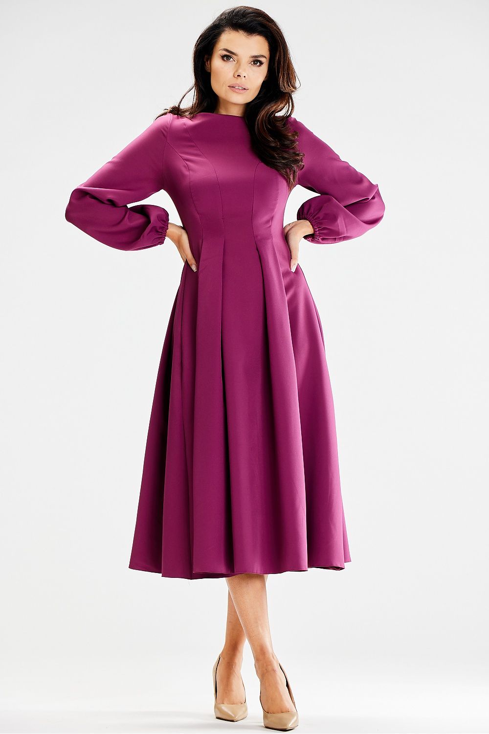  Robe de jour model 187176 awama 