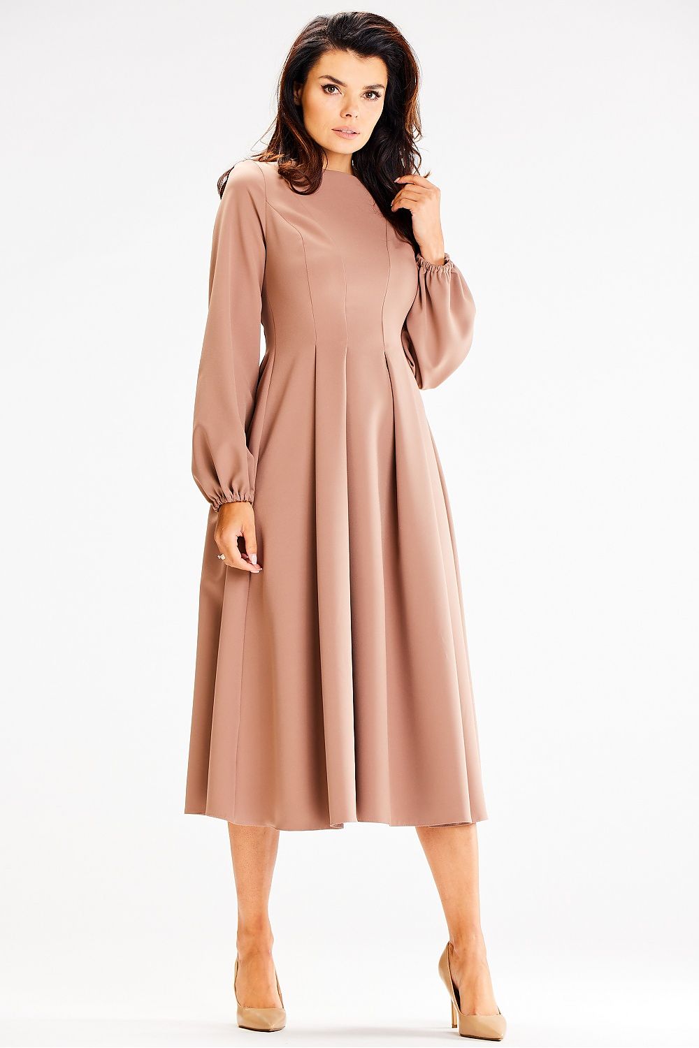  Robe de jour model 187177 awama 