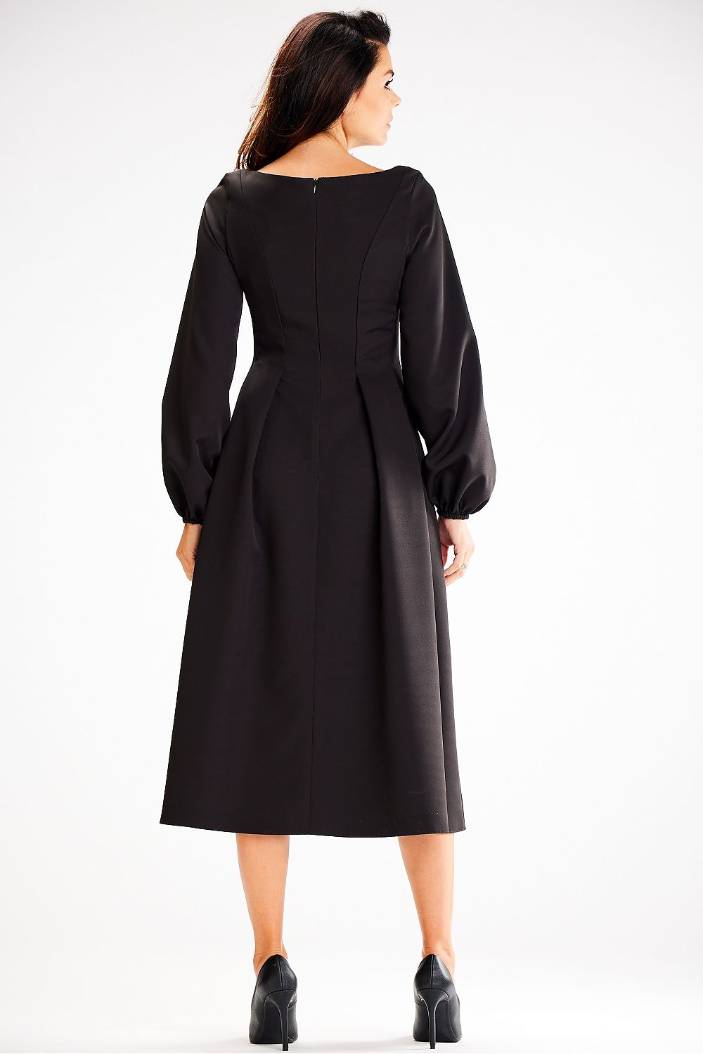  Robe de jour model 187178 awama 