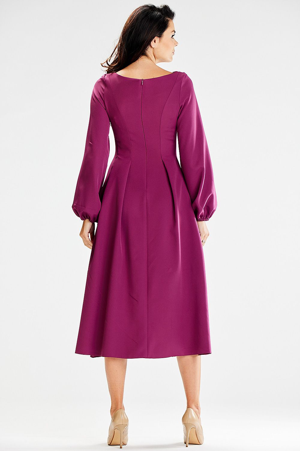  Robe de jour model 187176 awama 