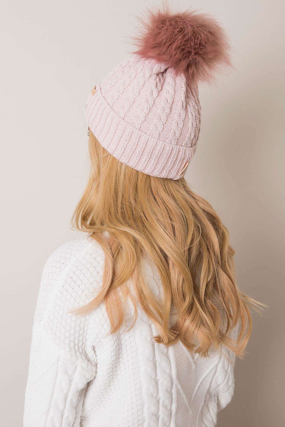  Bonnet model 187441 Rue Paris 