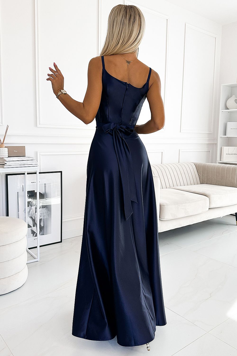  Robe longue model 188108 Numoco 