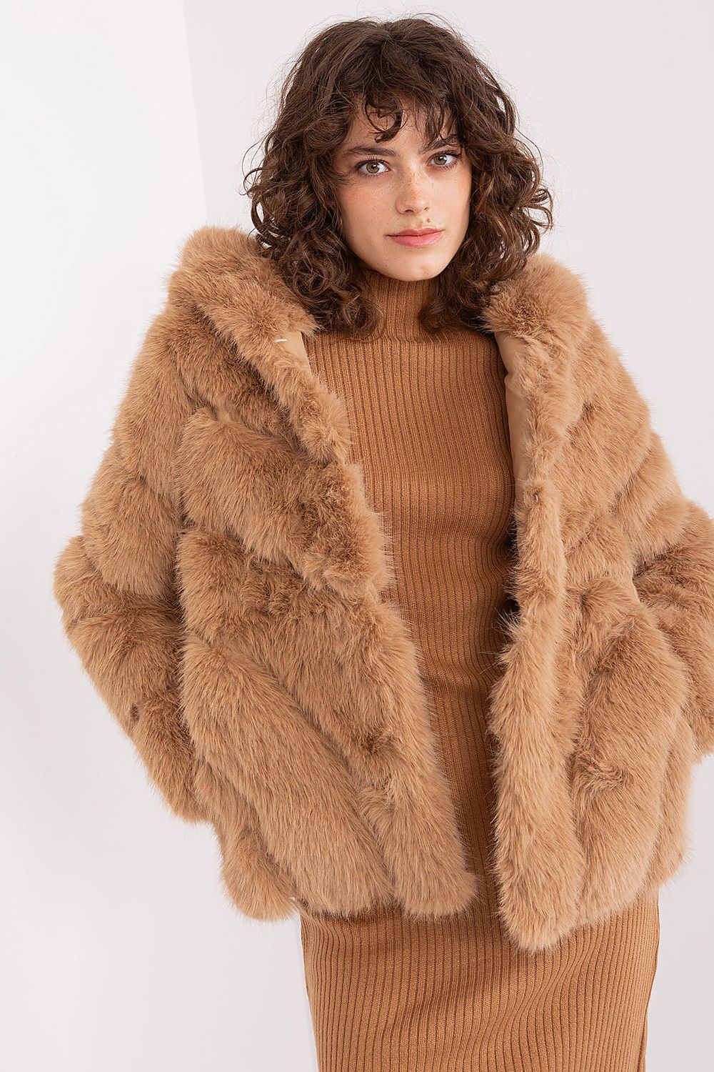  Veste model 188848 AT 