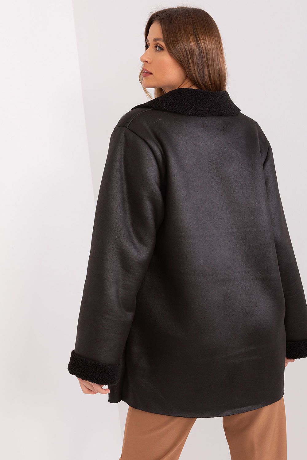  Veste model 190160 Lakerta 
