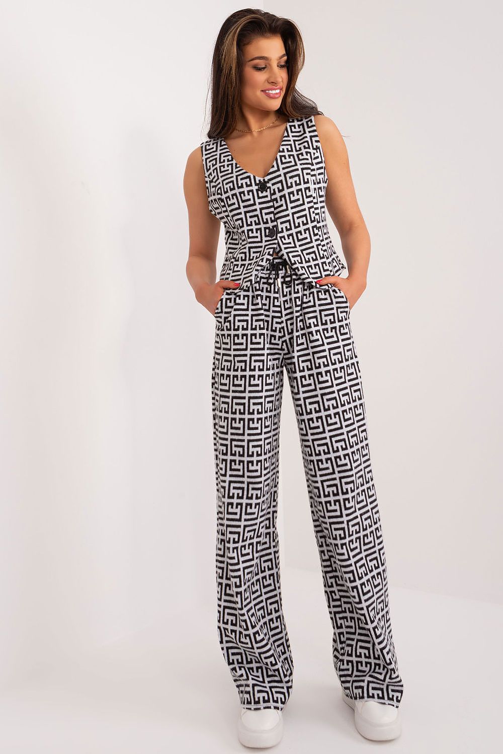  Pantalon femme model 192508 Lakerta 