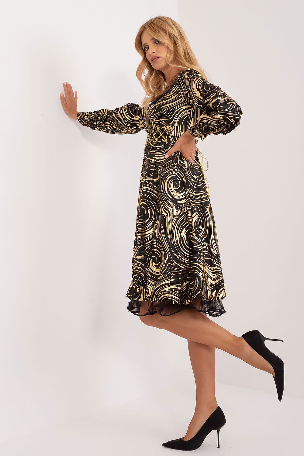  Robe de soirée model 193046 Lakerta 