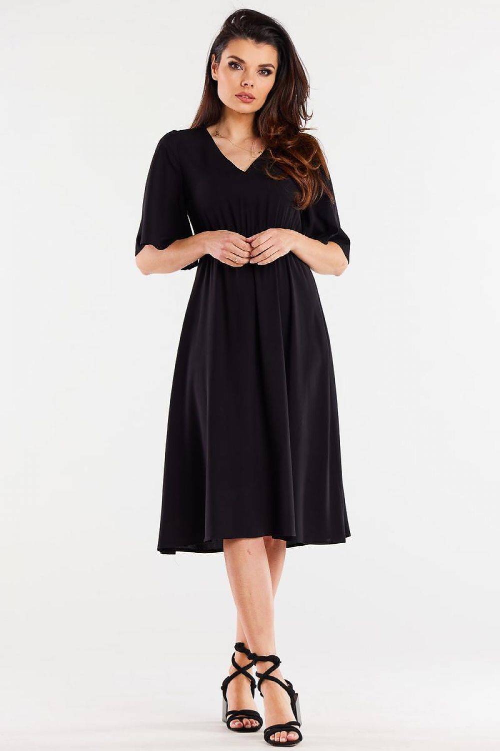  Robe de jour model 196606 awama 