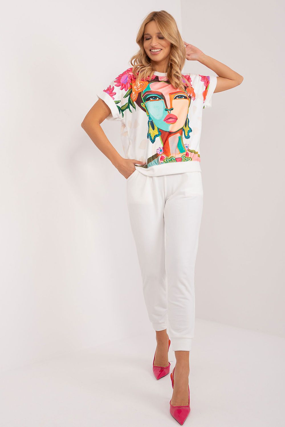  L`ensemble model 196778 Rue Paris 