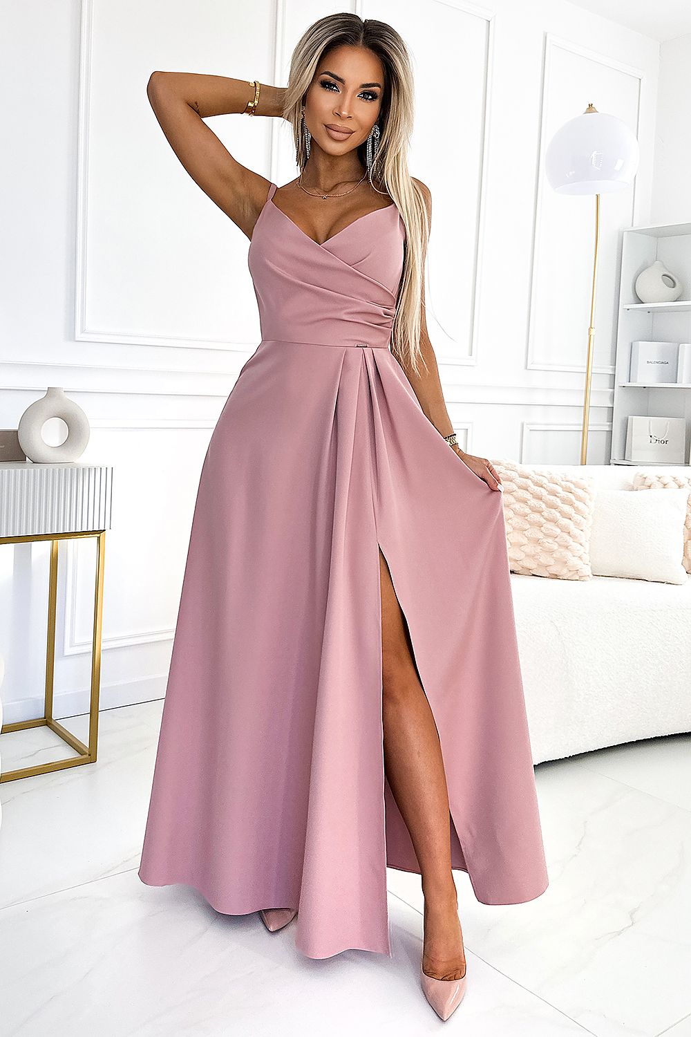  Robe longue model 196828 Numoco 