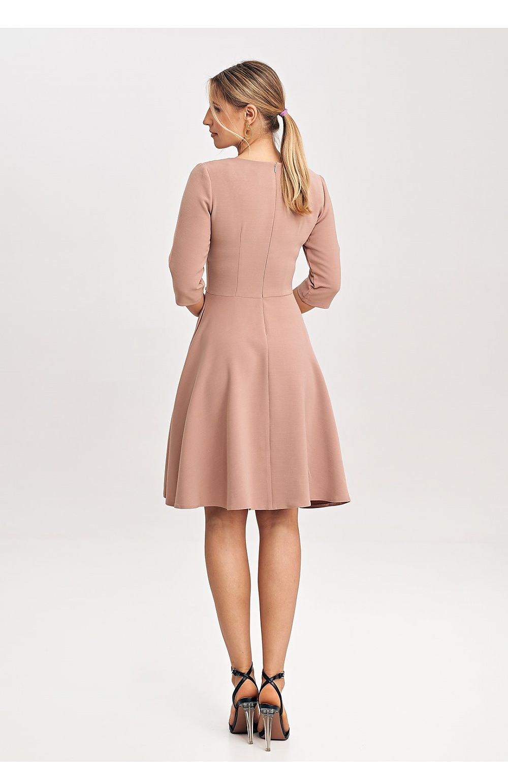  Robe de jour model 198488 Figl 