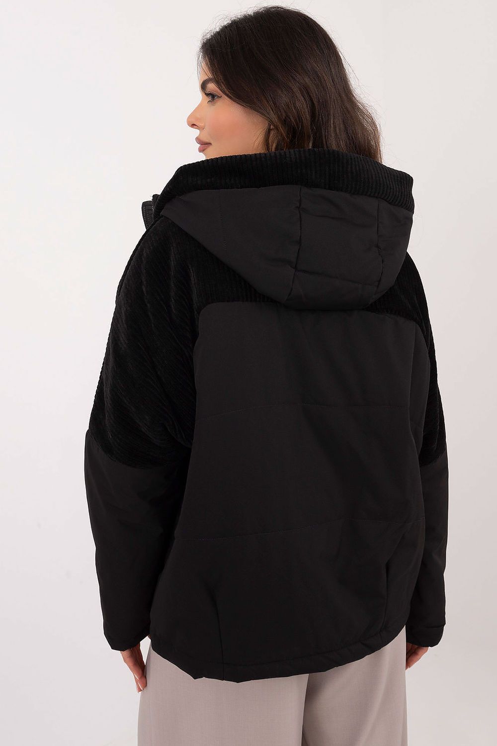  Veste model 202257 MBM 
