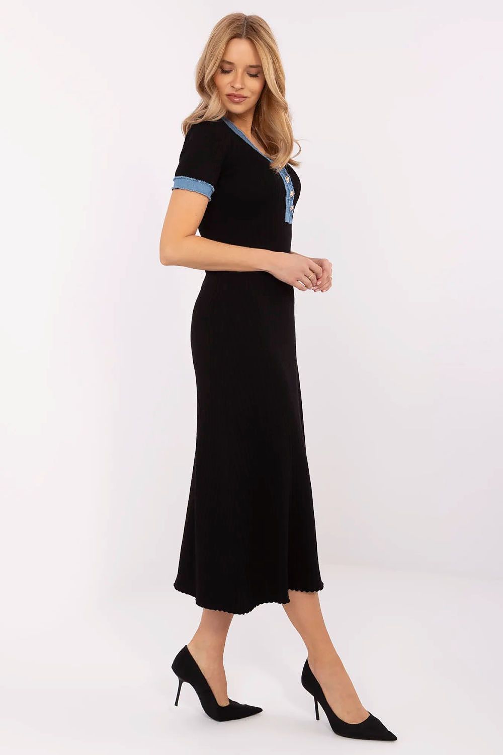  Robe de jour model 210110 NM 