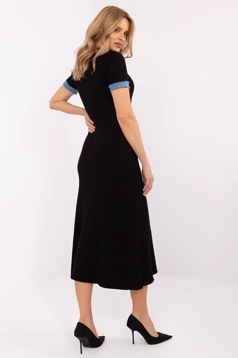  Robe de jour model 210110 NM 