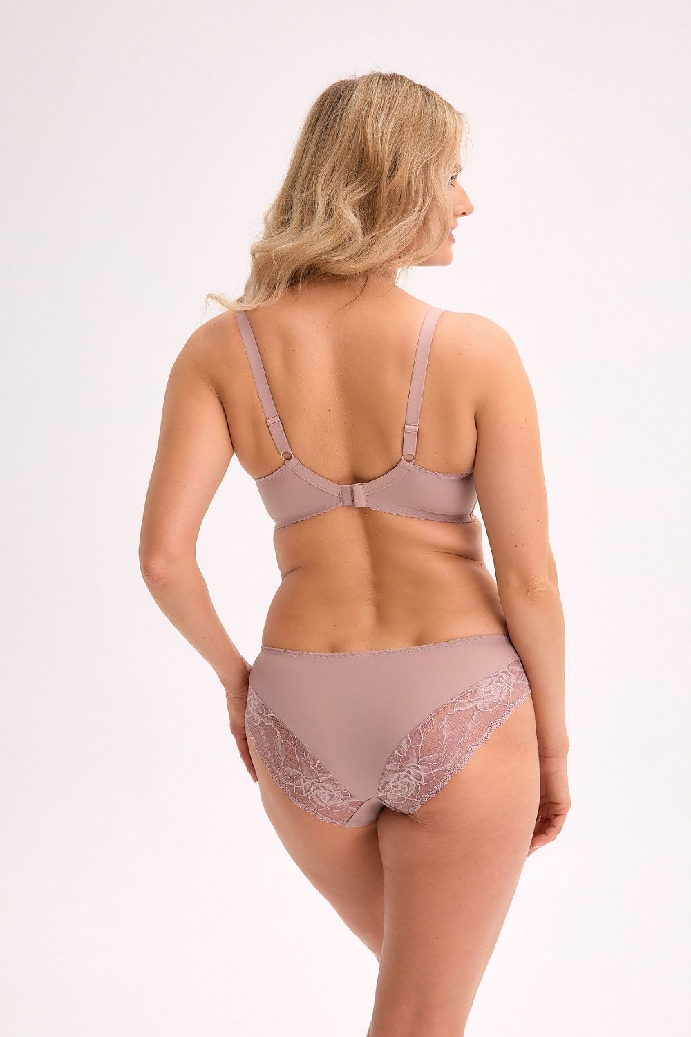  Semi-soft model 217964 Gaia 