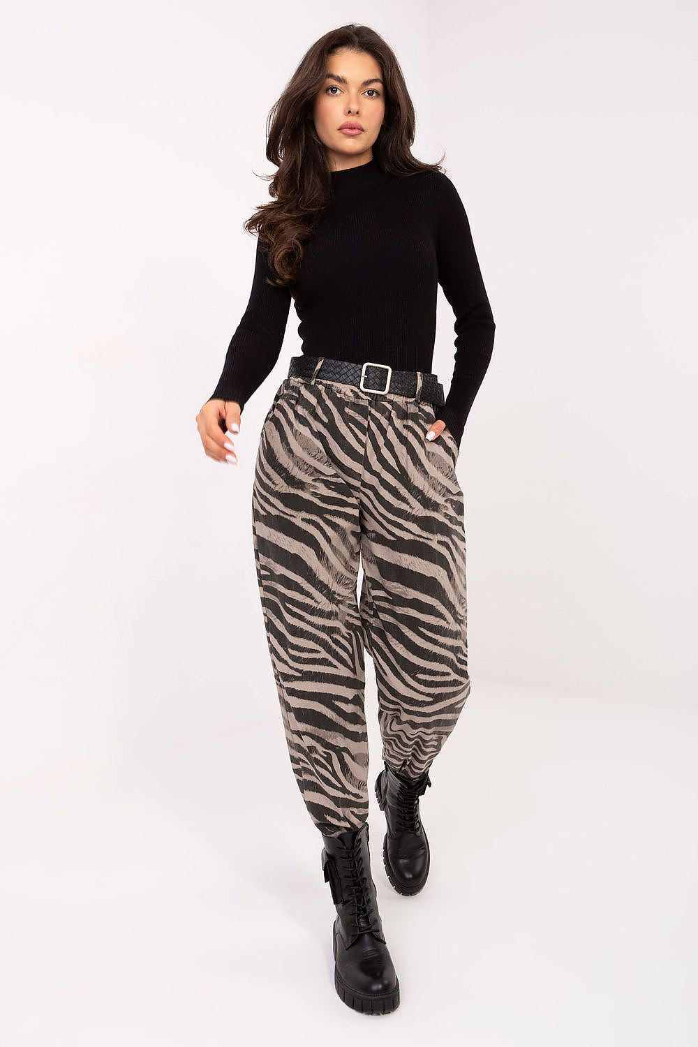  Pantalon femme model 218440 Italy Moda 