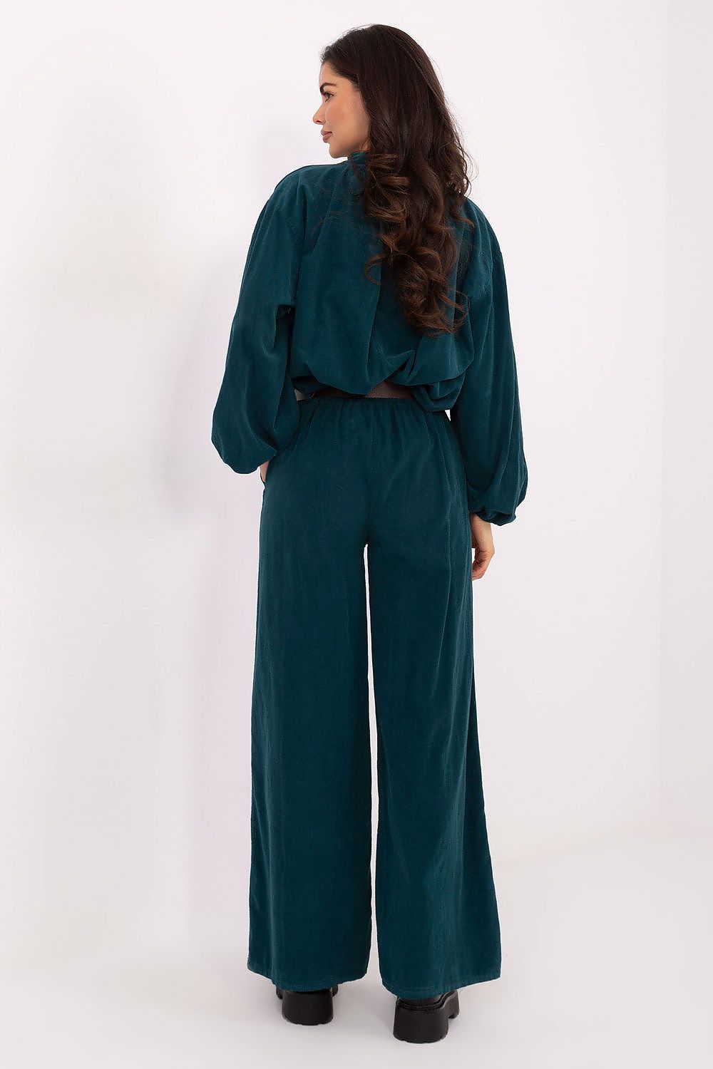  Pantalon en velours côtelé model 220284 Italy Moda 