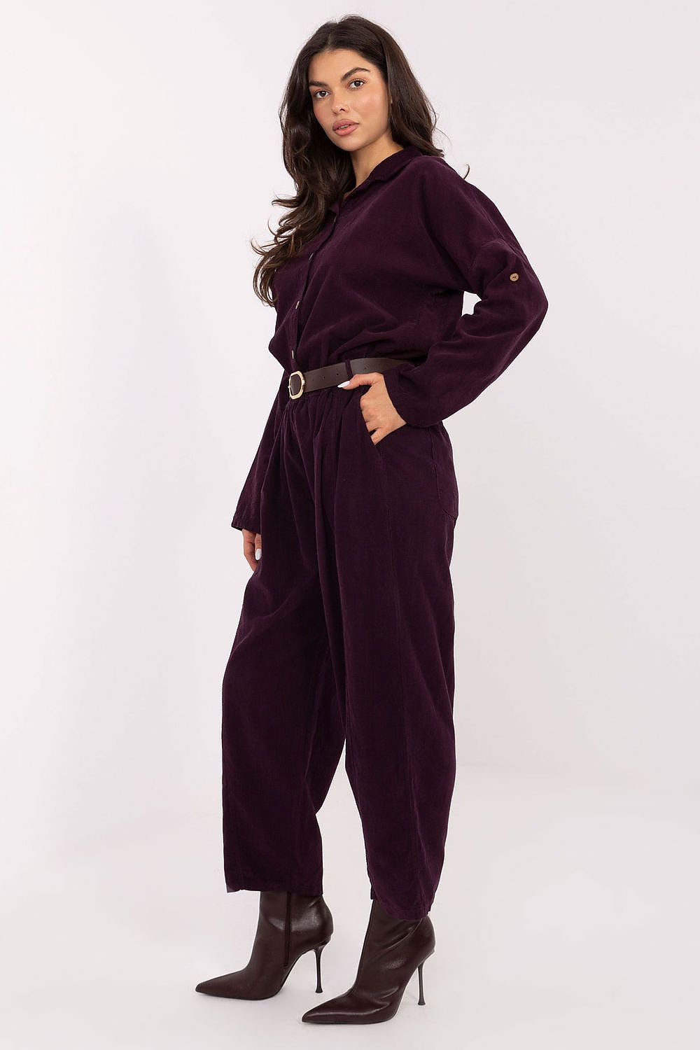  Pantalon en velours côtelé model 220820 Italy Moda 