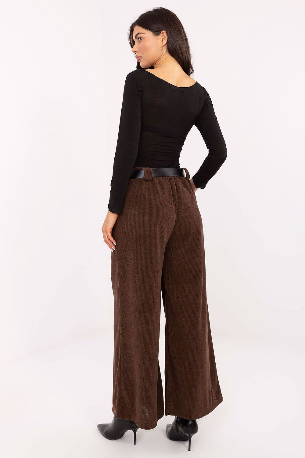  Pantalon en velours côtelé model 220874 Rue Paris 
