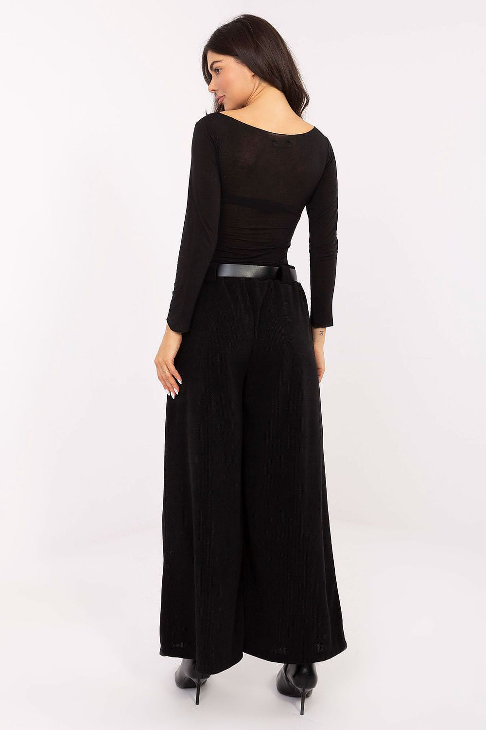  Pantalon en velours côtelé model 220875 Rue Paris 