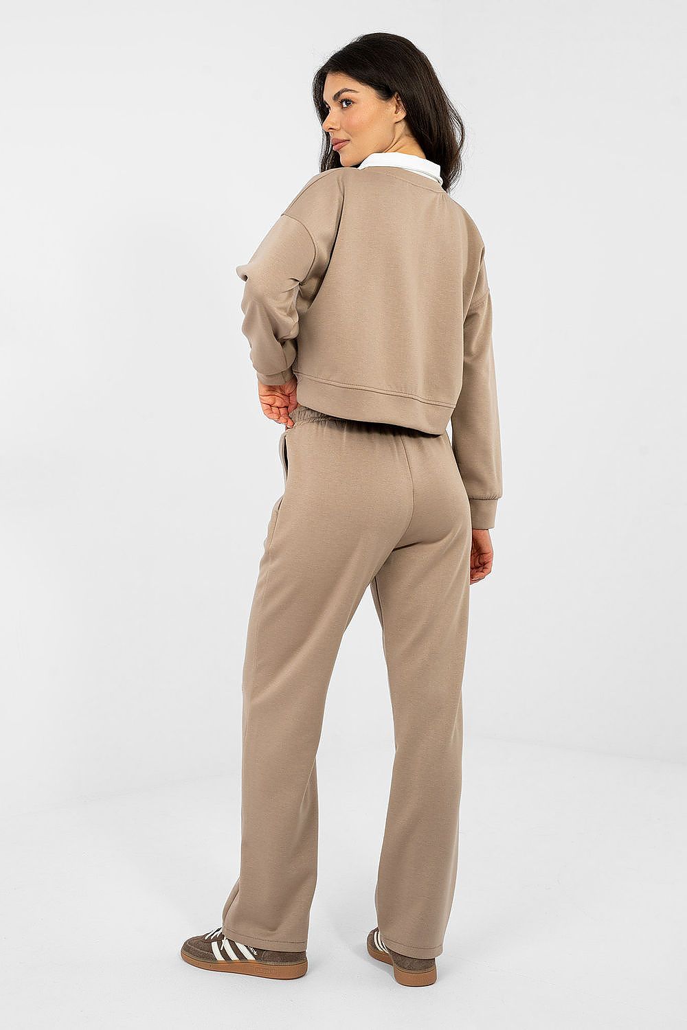  L`ensemble model 224063 Italy Moda 
