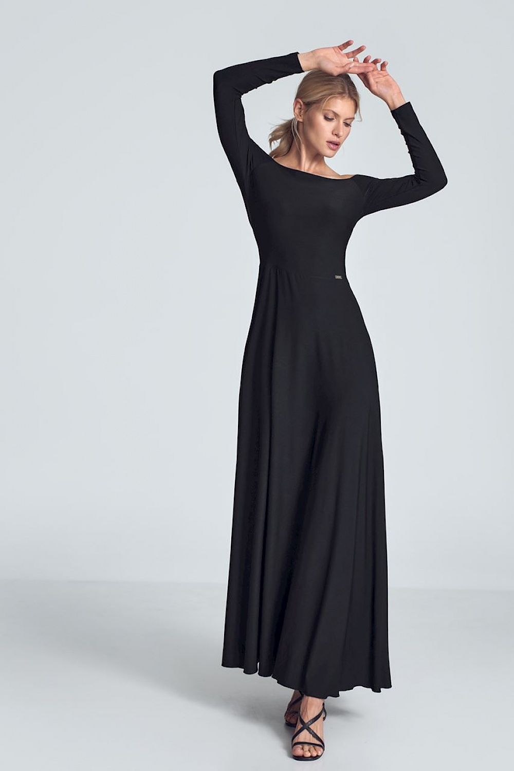  Robe longue model 147924 Figl 