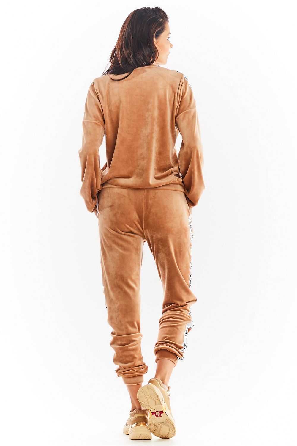  Pantalon survêtement model 149804 awama 