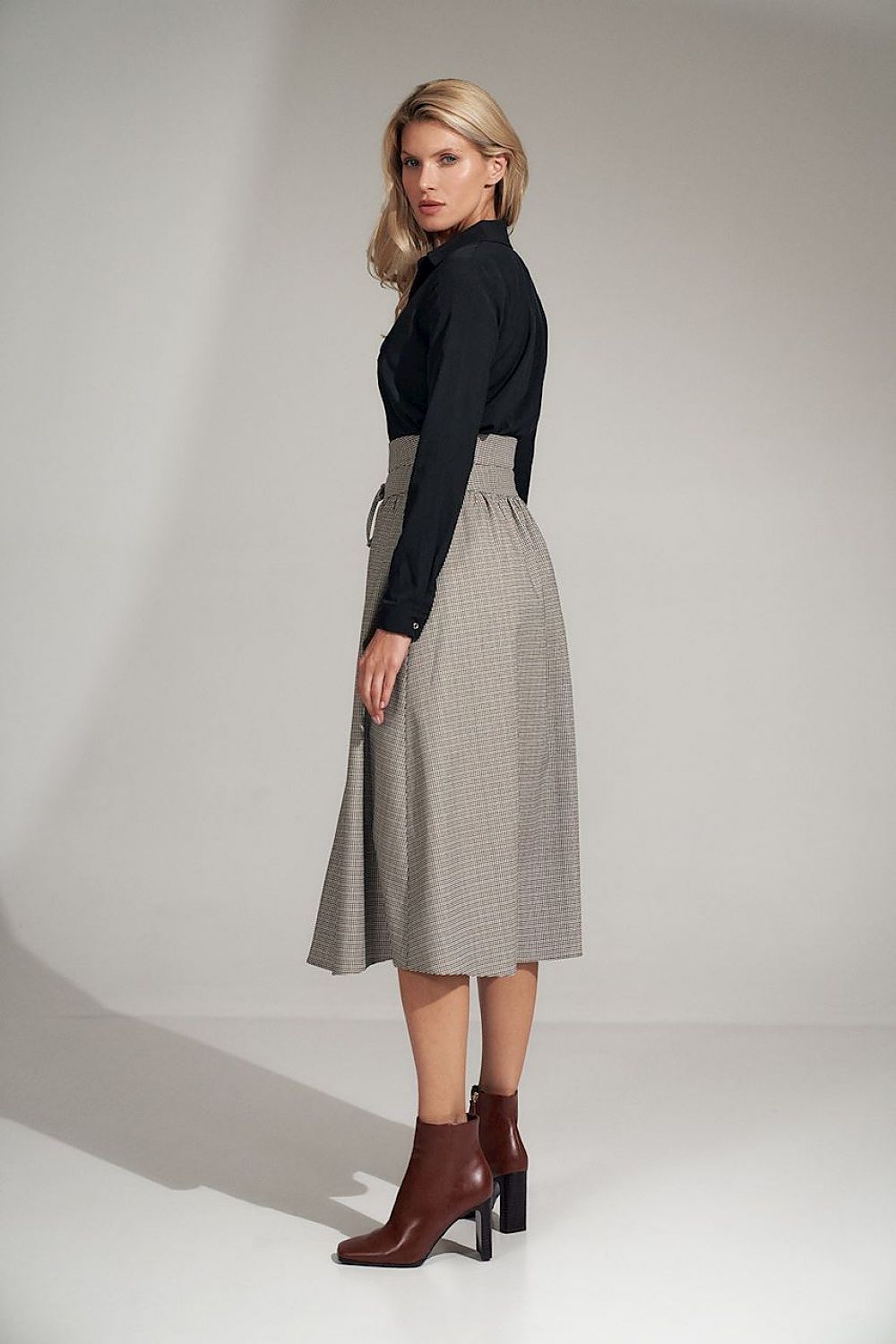  Jupe model 150787 Figl 