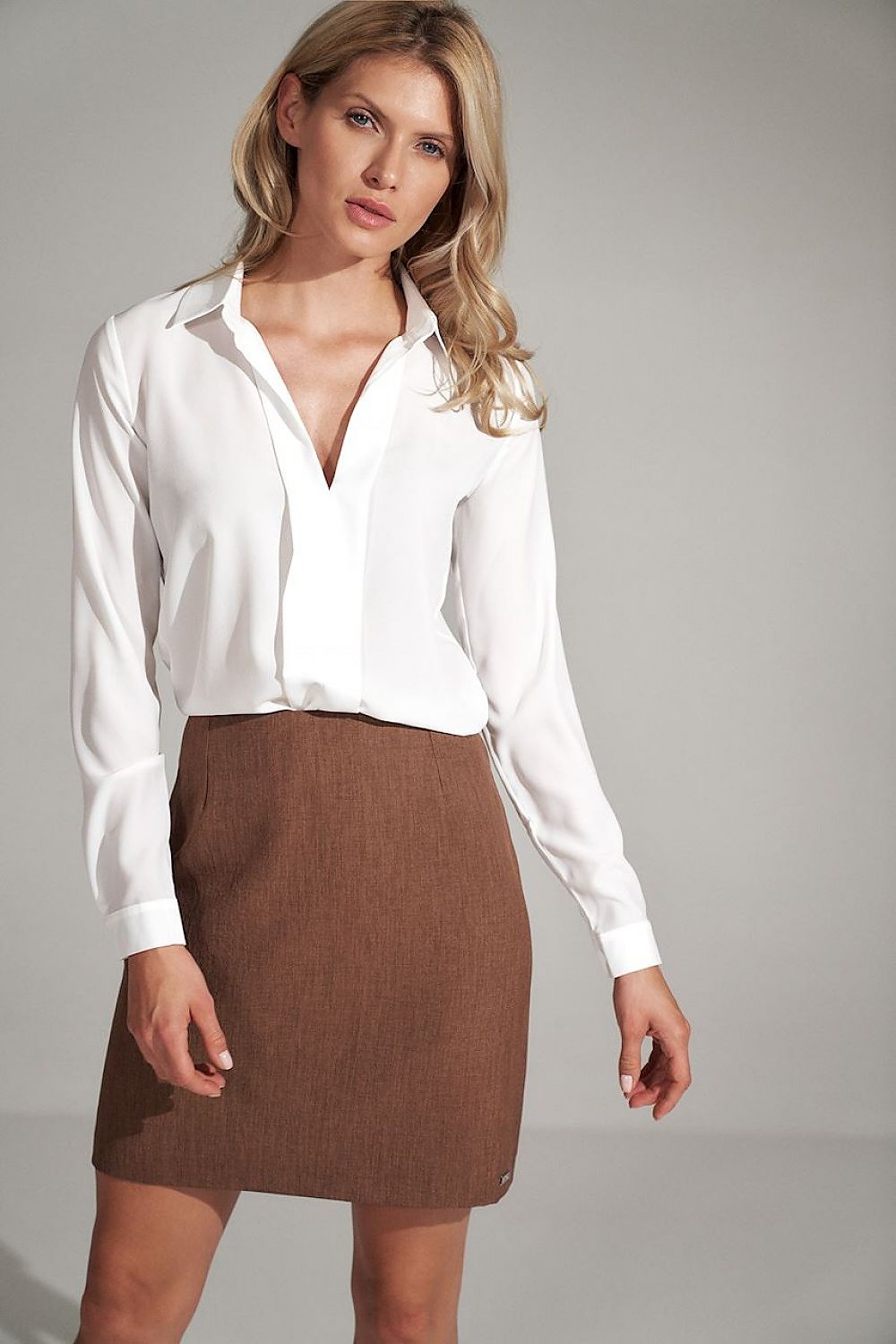  Jupe courte model 150902 Figl 
