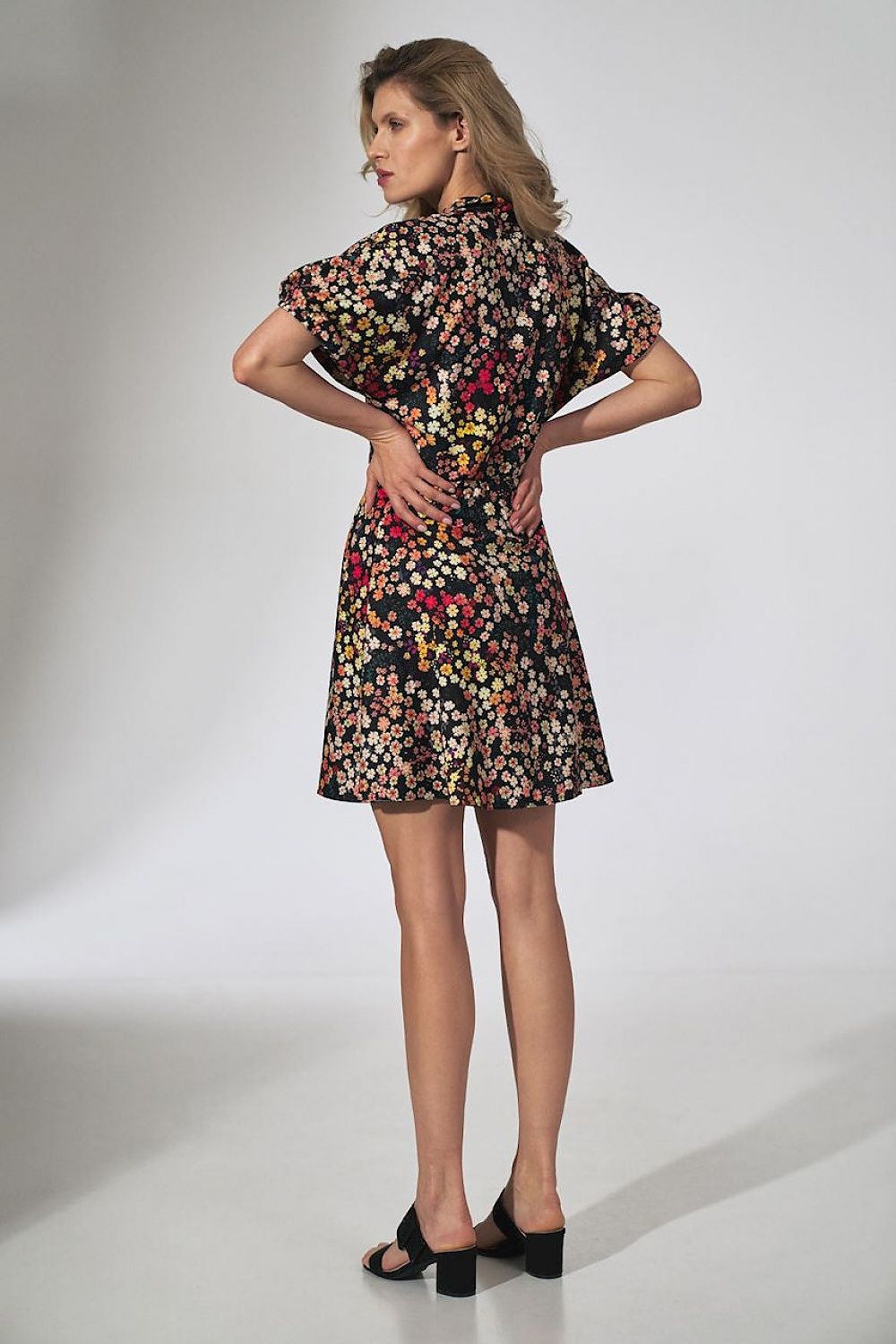  Robe de jour model 151838 Figl 