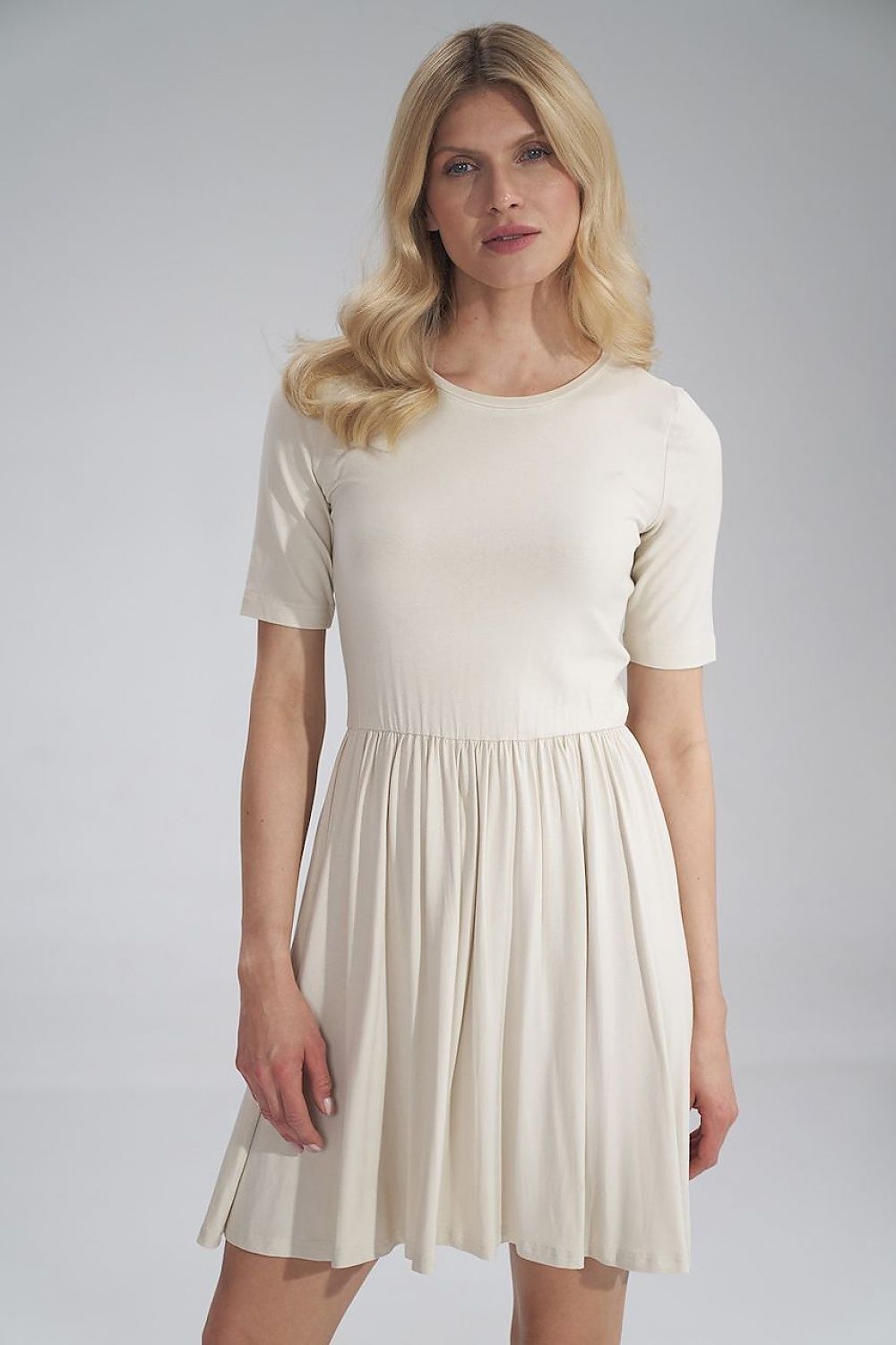  Robe de jour model 154731 Figl 