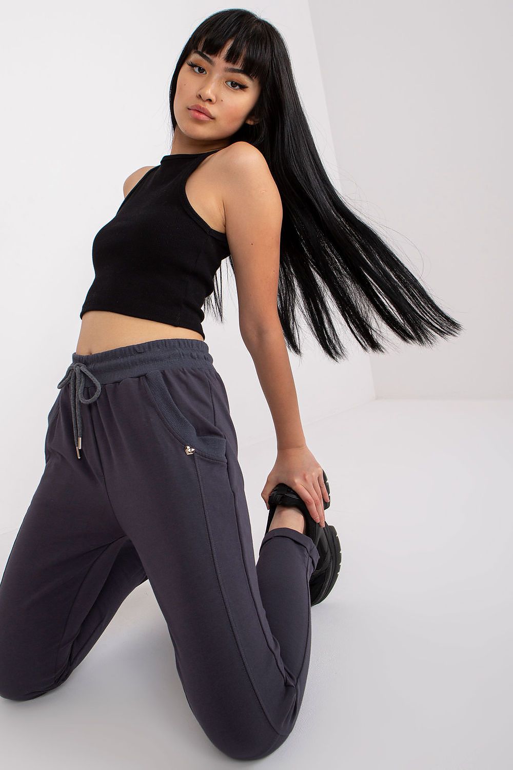  Pantalon survêtement model 166018 BFG 