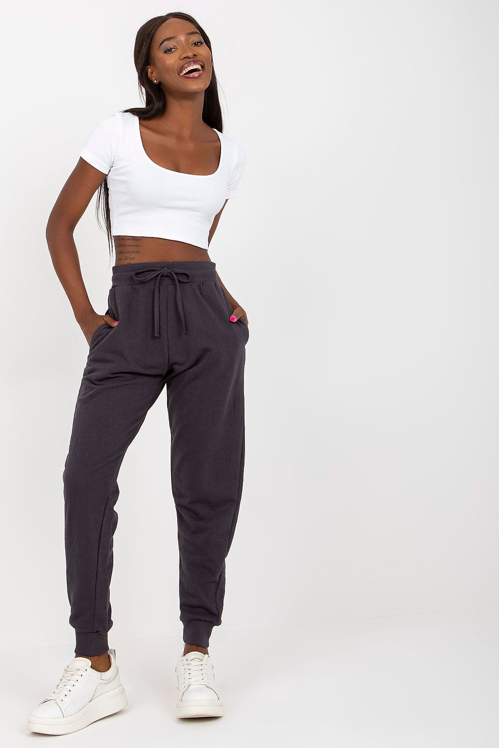  Pantalon survêtement model 169717 BFG 