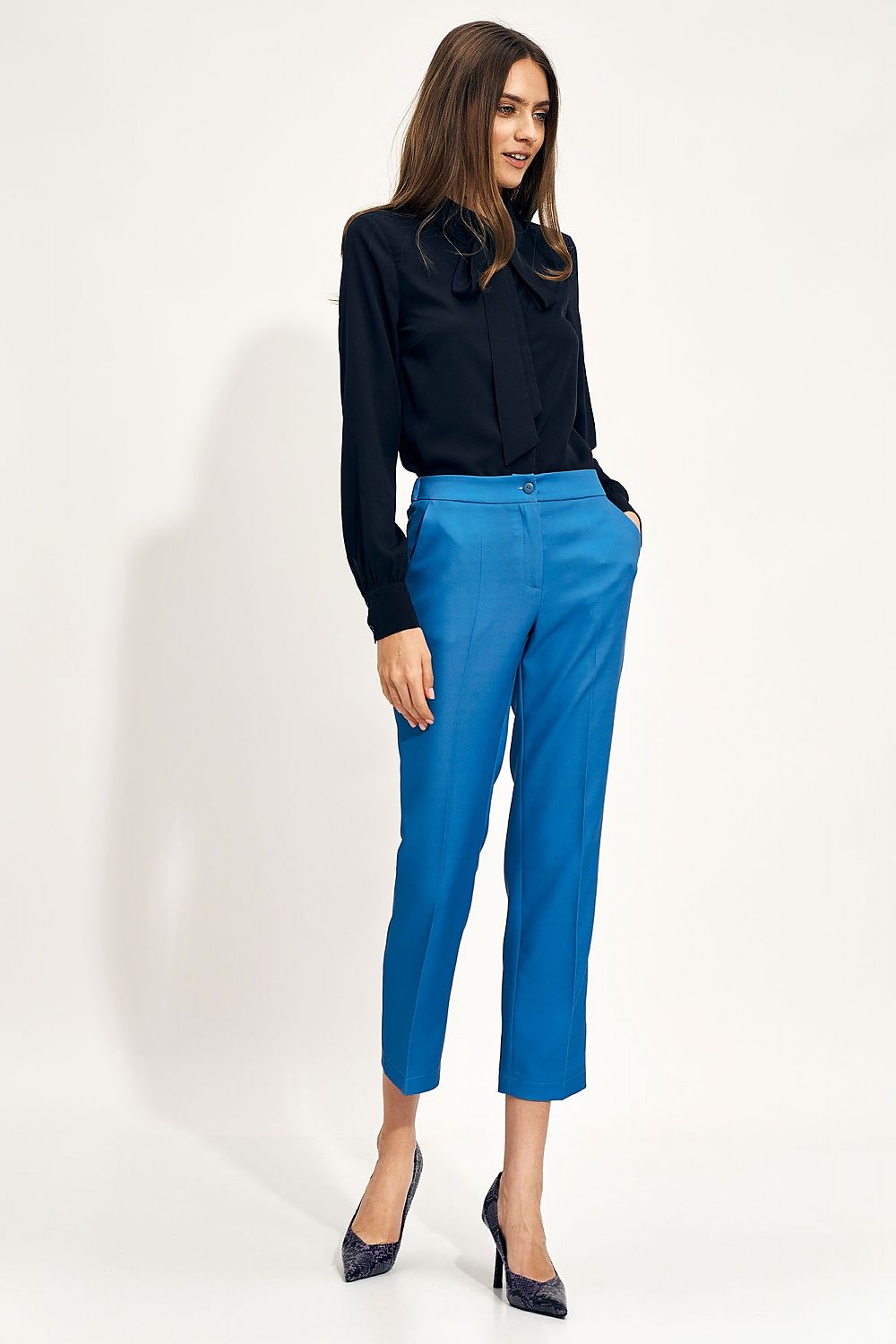  Pantalon femme model 171287 Nife 