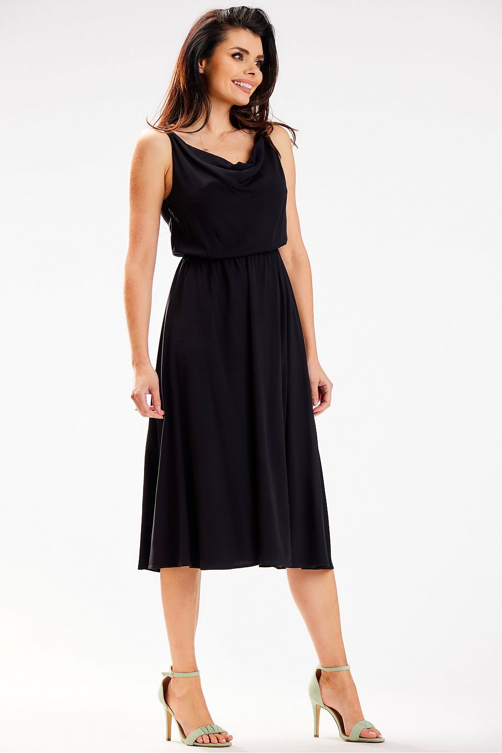  Robe de jour model 179596 awama 