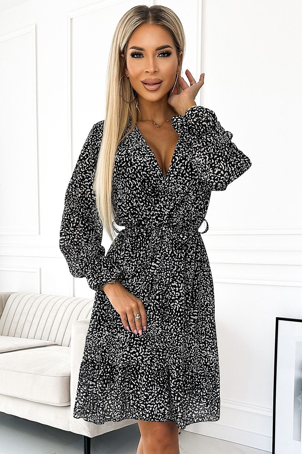  Robe de jour model 186761 Numoco 